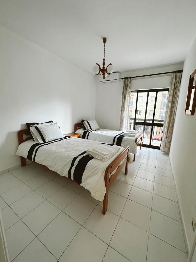 Mira Sol - Silhueta Citadina Apartment Portimao Bagian luar foto
